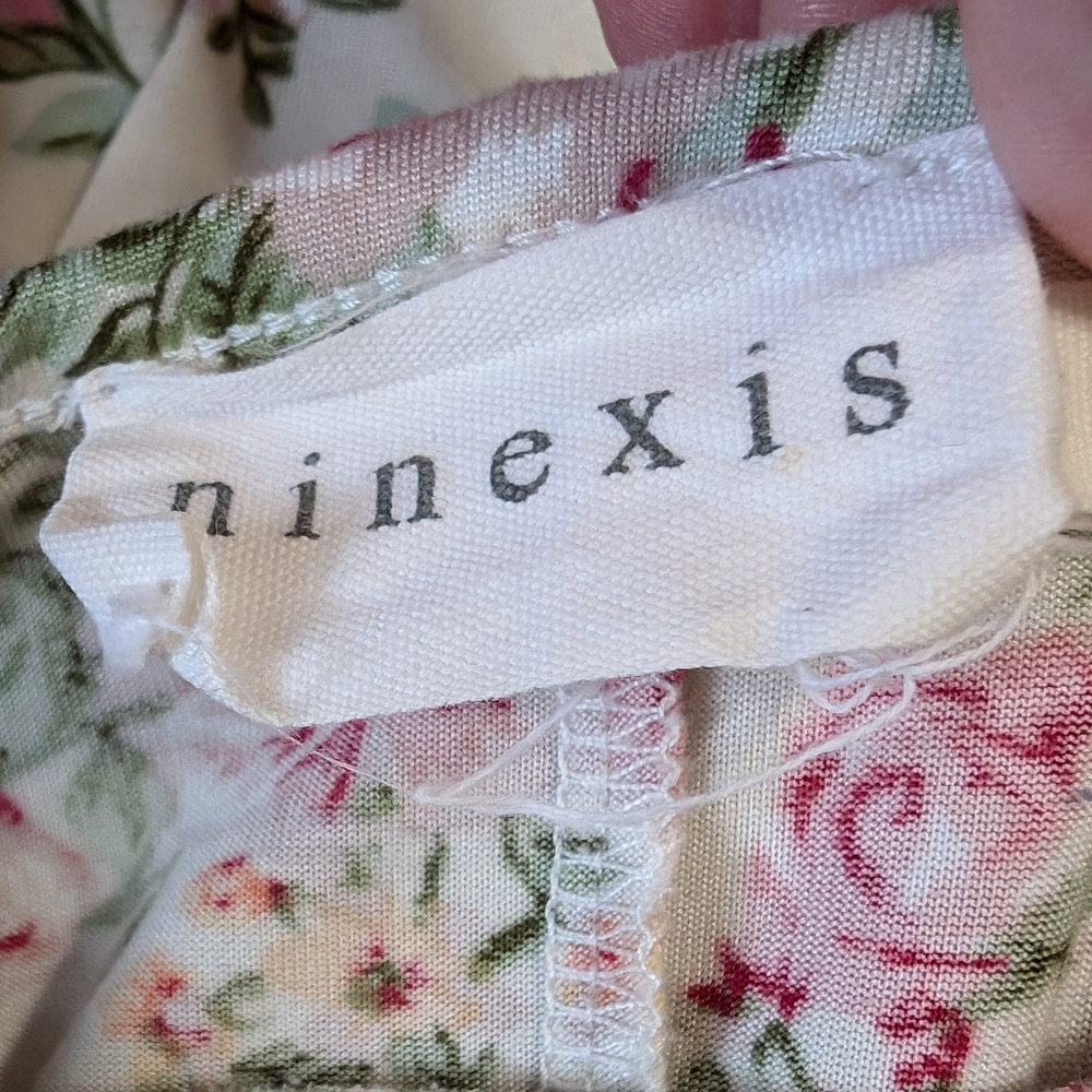 Ninexis Floral Short Sleeve Top Size XL - Picture 6 of 6